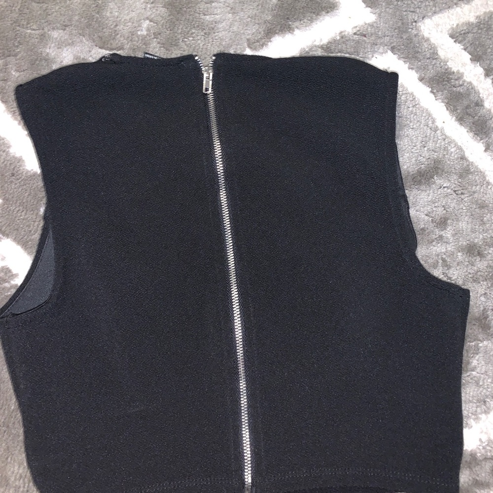 Crop top - Picture 3 of 3